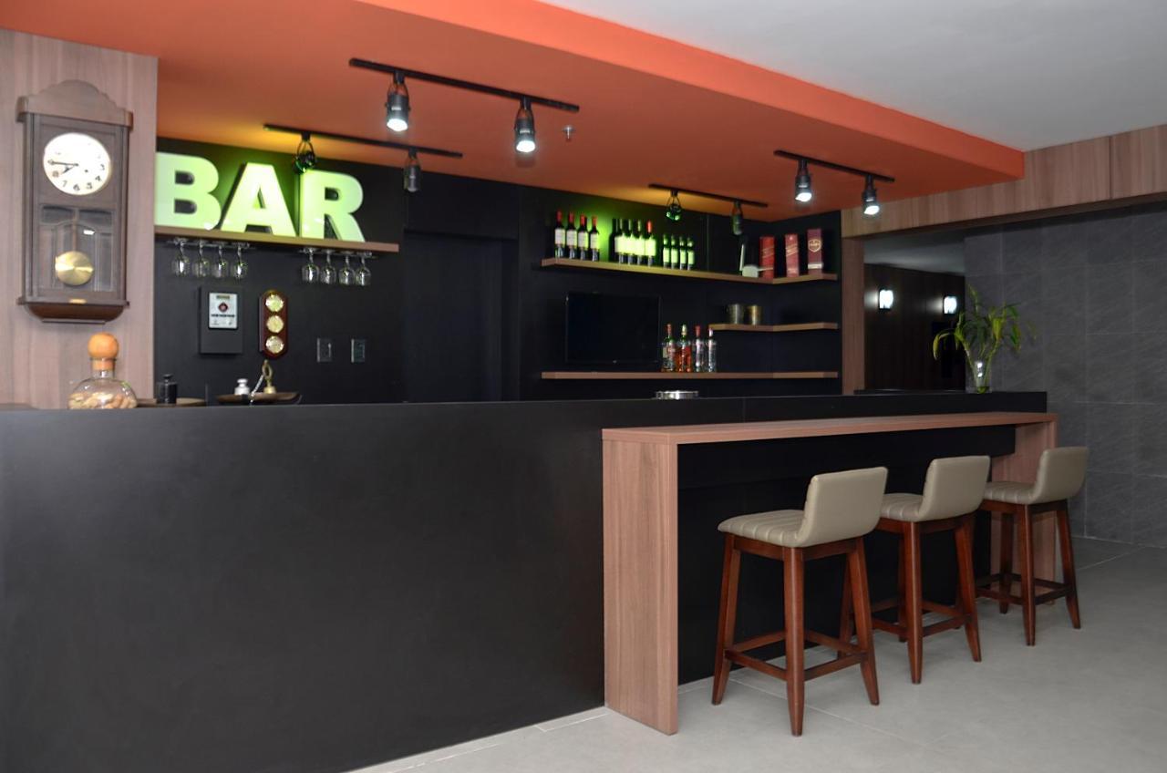 M Tower Hotel Pelotas Kültér fotó