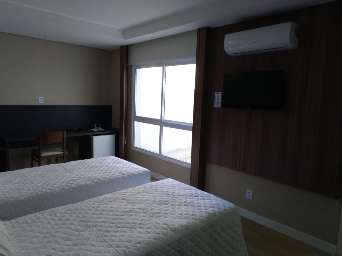 M Tower Hotel Pelotas Kültér fotó